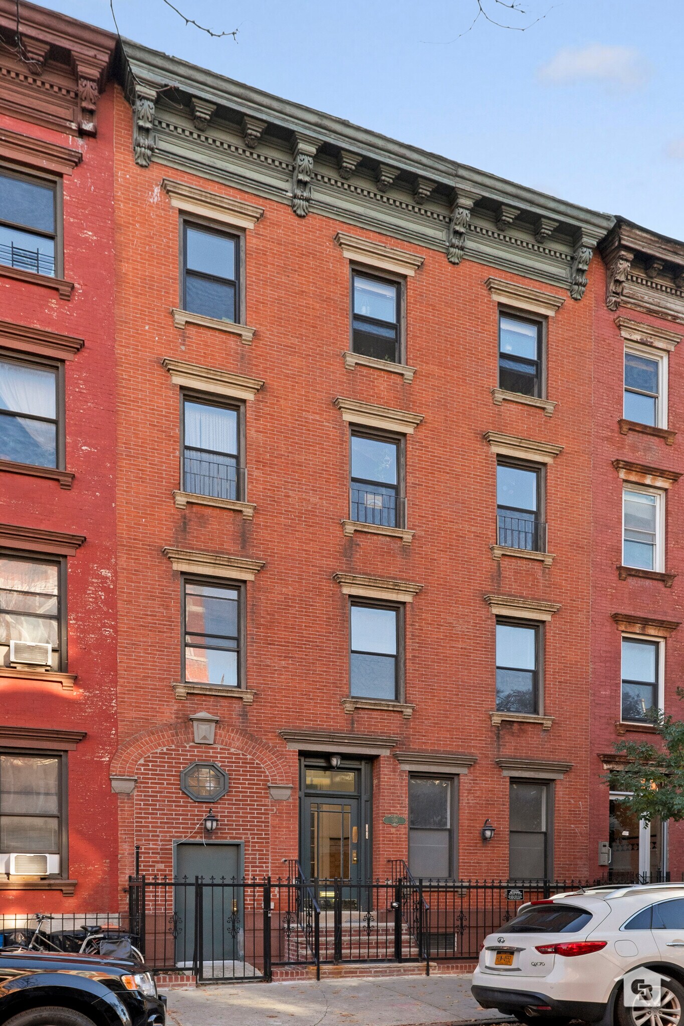 316 S 4th St, Brooklyn, NY for sale Primary Photo- Image 1 of 1