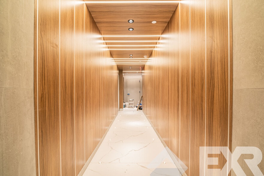 1217 Bedford Ave, Brooklyn, NY for lease - Interior Photo - Image 2 of 20