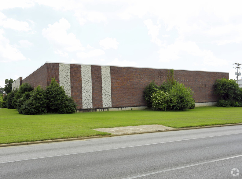 3569 Air Park St, Memphis, TN for lease - Primary Photo - Image 2 of 6