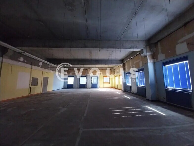 Office in Saint-Quentin-Fallavier for sale - Interior Photo - Image 2 of 29