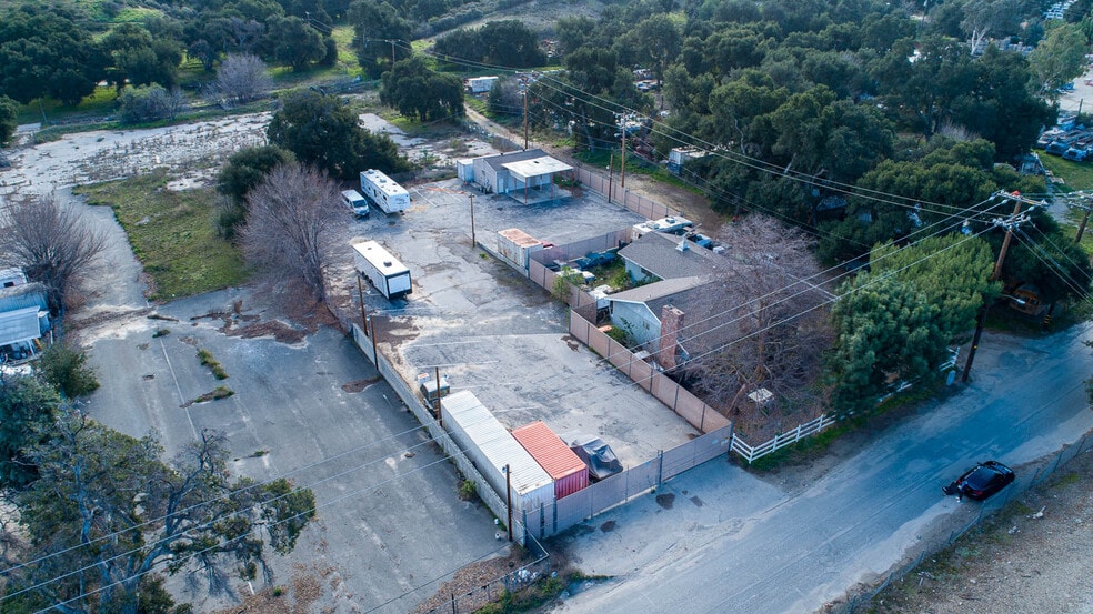 23638 Pine St, Newhall, CA for sale - Building Photo - Image 1 of 1