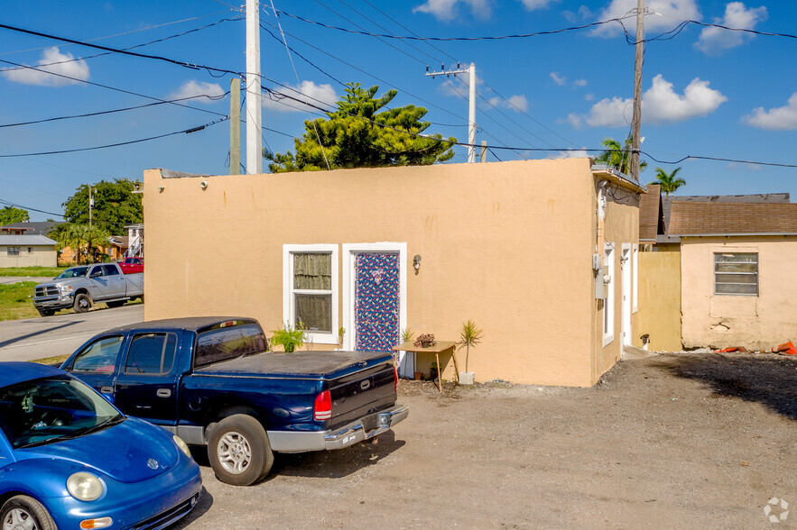 417 NW 6th St, Belle Glade, FL for sale - Primary Photo - Image 1 of 1