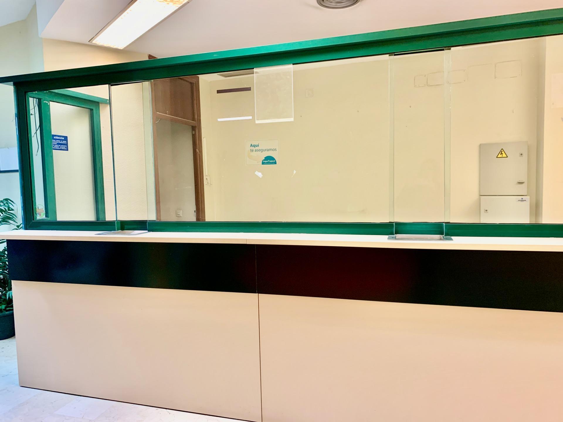 Retail in Cantillana for lease Lobby- Image 1 of 23