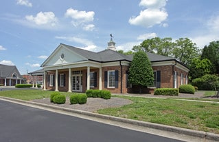 818 N Church St N, Concord NC - Drive Through Restaurant