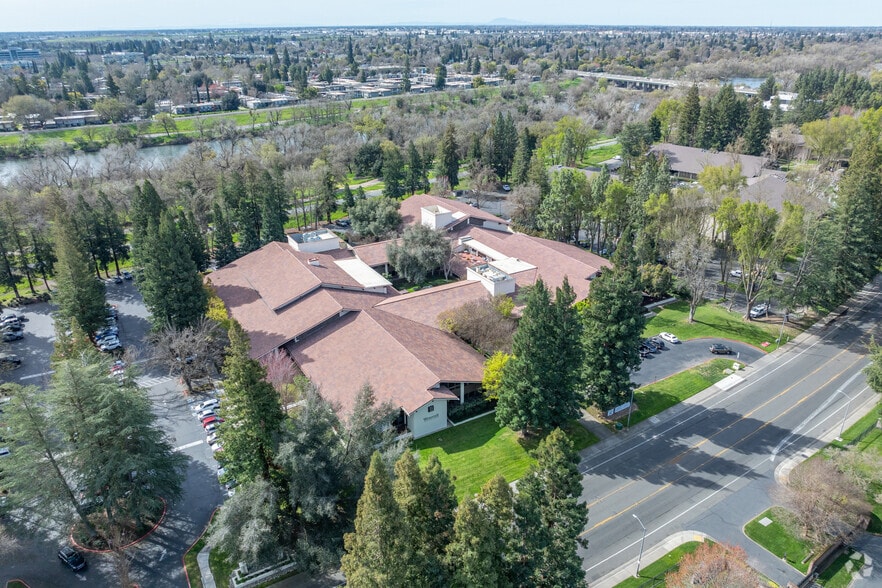 3636-3640 American River Dr, Sacramento, CA for lease - Aerial - Image 1 of 8