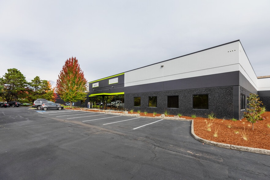 10975 SW 11th St, Beaverton, OR for lease - Building Photo - Image 1 of 7