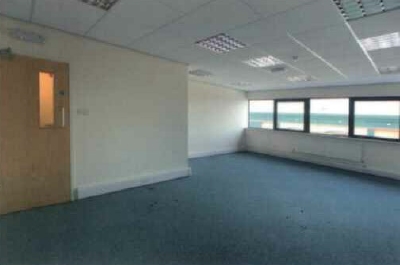 Spitfire Way, Swindon for lease - Interior Photo - Image 3 of 9