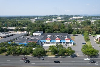 141 Route 17, Paramus, NJ - Aerial  map view
