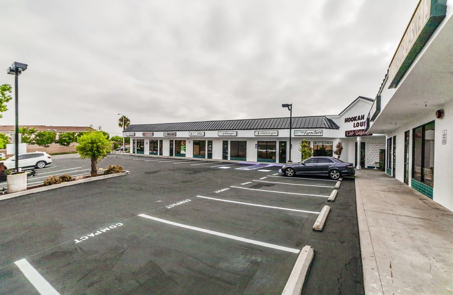 6300-6320 Lincoln Ave, Cypress, CA for sale - Building Photo - Image 2 of 10