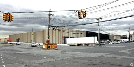 7001 Anpesil Dr, North Bergen, NJ for lease Building Photo- Image 1 of 1