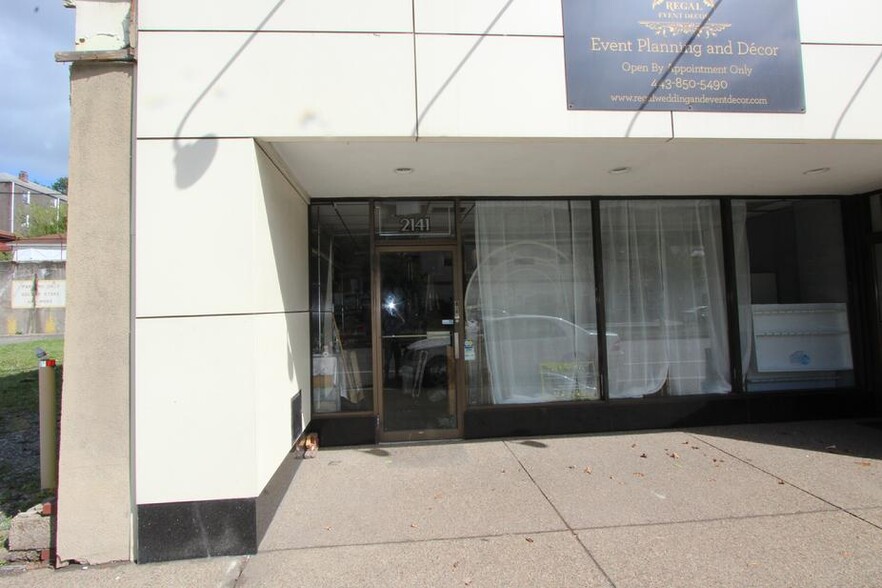 2141 Ardmore Blvd, Pittsburgh, PA for lease - Building Photo - Image 3 of 6