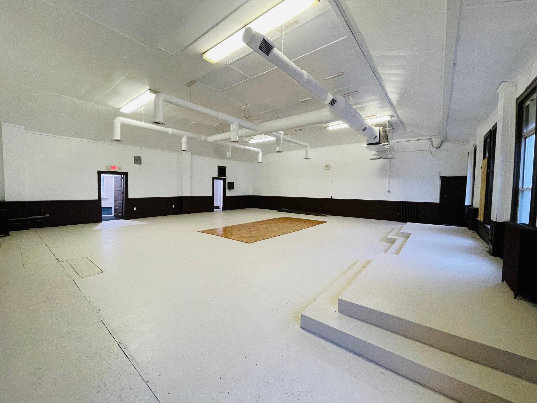 900-904 Penn Ave, Turtle Creek, PA for lease Building Photo- Image 1 of 8