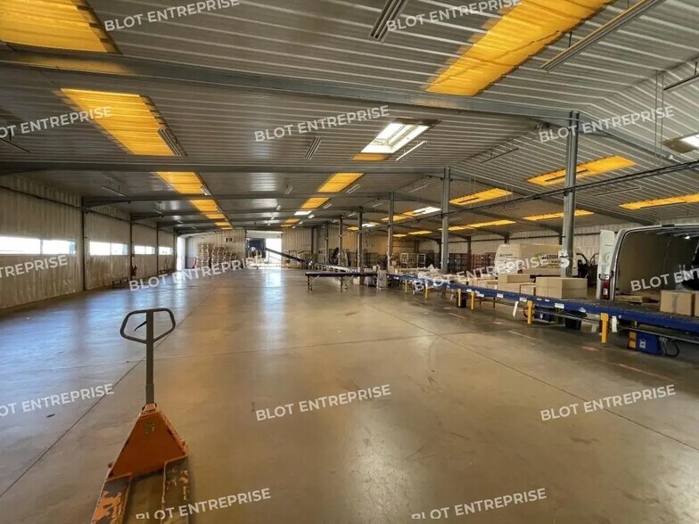 Flex in Baud for lease - Building Photo - Image 1 of 5