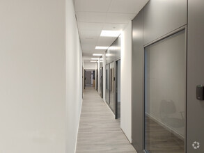 Coworking Space in Madrid, MAD for lease Interior Photo- Image 2 of 5