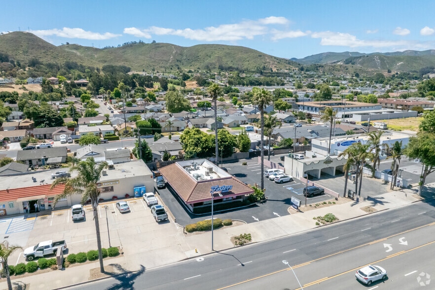 1120 E Ocean Ave, Lompoc, CA for sale - Aerial - Image 2 of 12