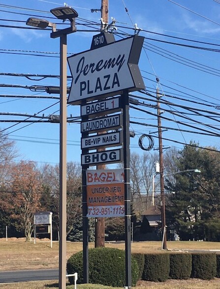 1610 US Highway 130, North Brunswick, NJ for lease - Primary Photo - Image 1 of 1