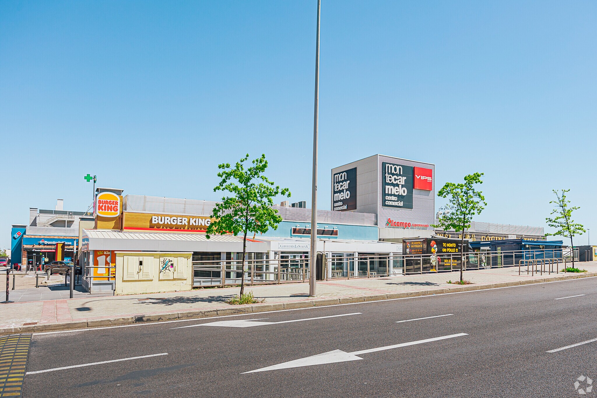 Calle Monasterio de Arlanza, 20, Madrid, Madrid for lease Primary Photo- Image 1 of 4