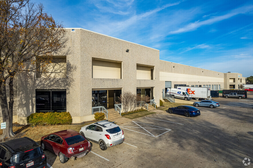 2755-2975 N Miller Park Dr, Garland, TX for lease - Building Photo - Image 2 of 14