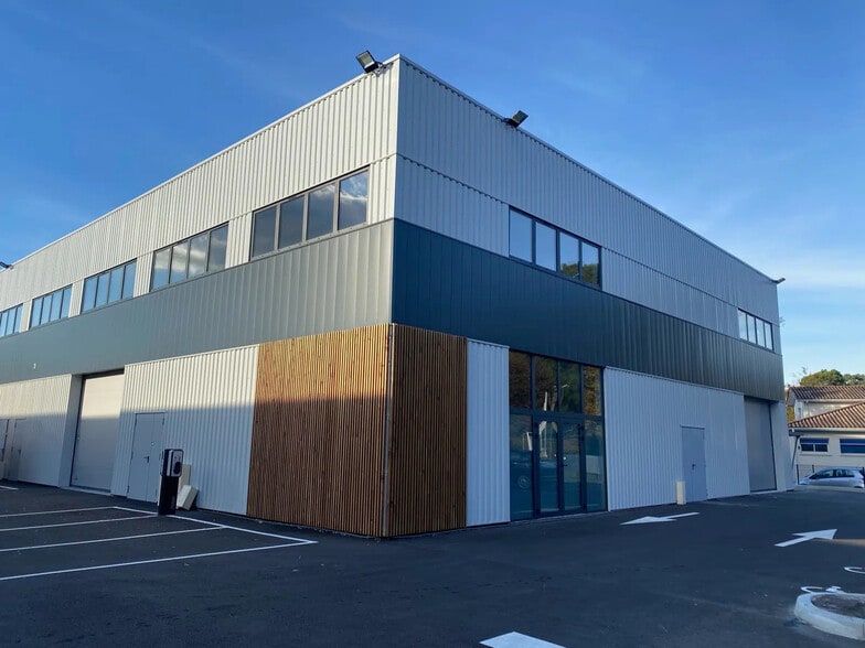 Flex in Gradignan for sale - Building Photo - Image 1 of 6