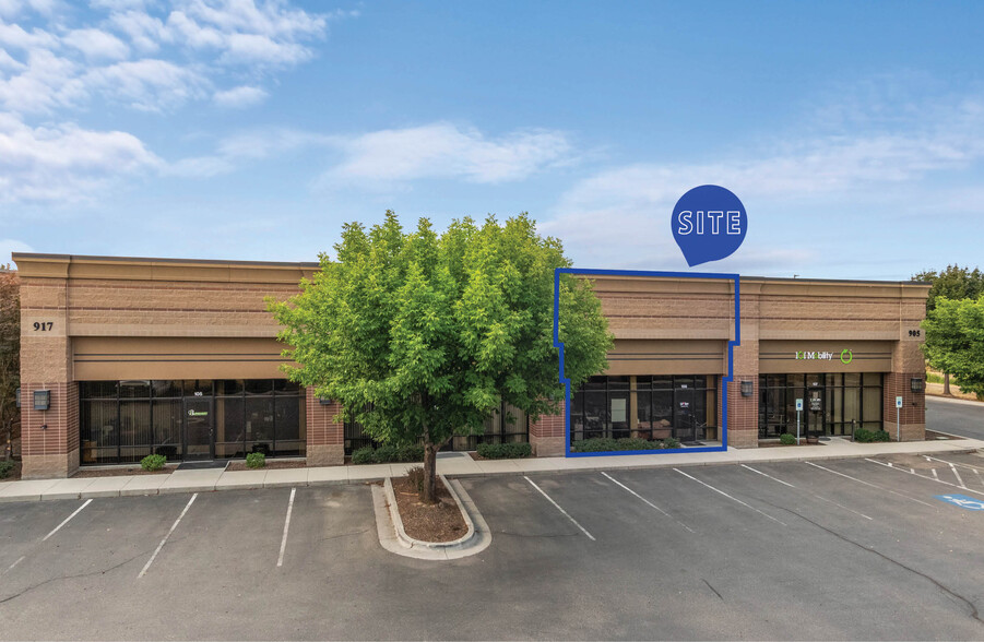 905-917 S Industry Way, Meridian, ID for lease - Building Photo - Image 1 of 4