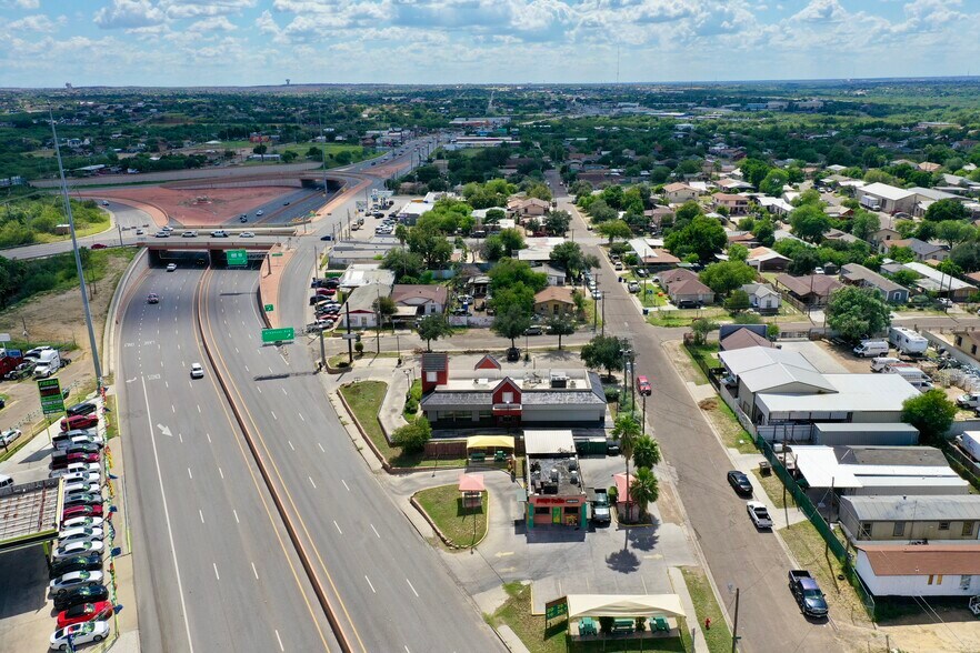 2612 Cortez St, Laredo, TX 78043 Jack in the Box