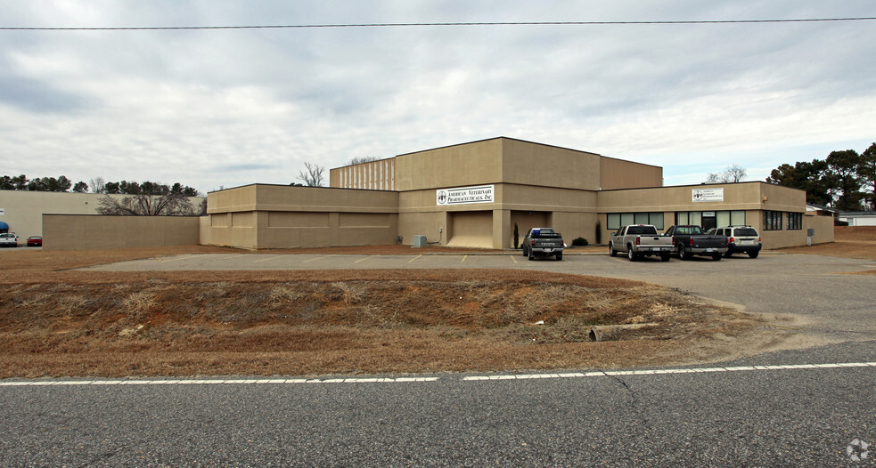 1702 Chicopee Rd, Benson, NC for sale - Primary Photo - Image 1 of 1