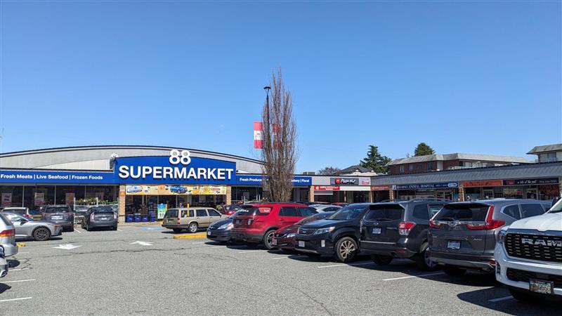 2605-2689 49th Ave E, Vancouver, BC for lease - Building Photo - Image 1 of 4