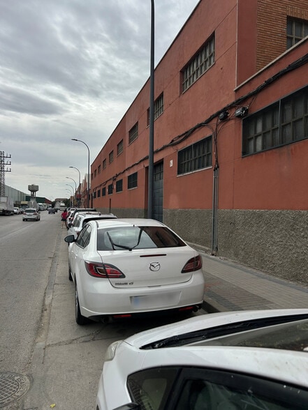 Industrial in Getafe, Madrid for sale - Building Photo - Image 2 of 6