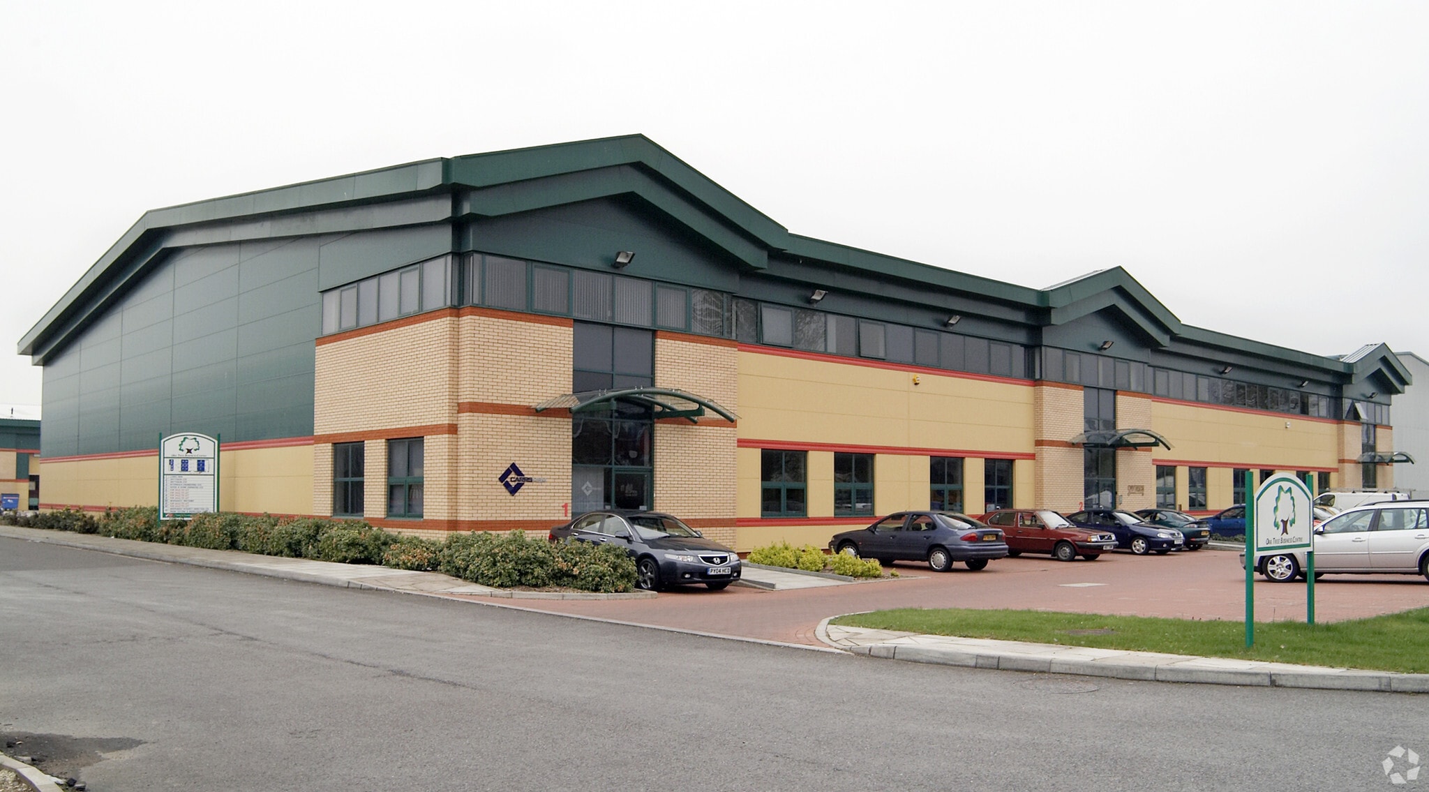 Hunts Rise, Swindon for sale Primary Photo- Image 1 of 1