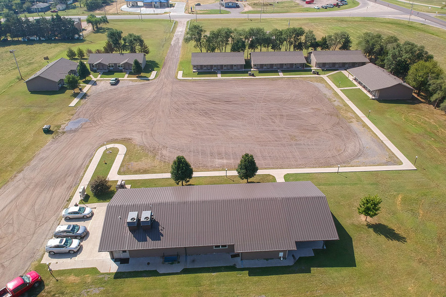 1100 W 14th St, Harper, KS for sale - Building Photo - Image 1 of 1