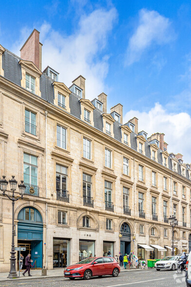 10 Rue Royale, Paris for lease - Building Photo - Image 2 of 2