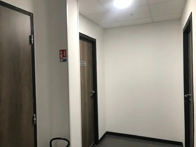 Office in Villefranche-sur-Saône for lease - Interior Photo - Image 2 of 3