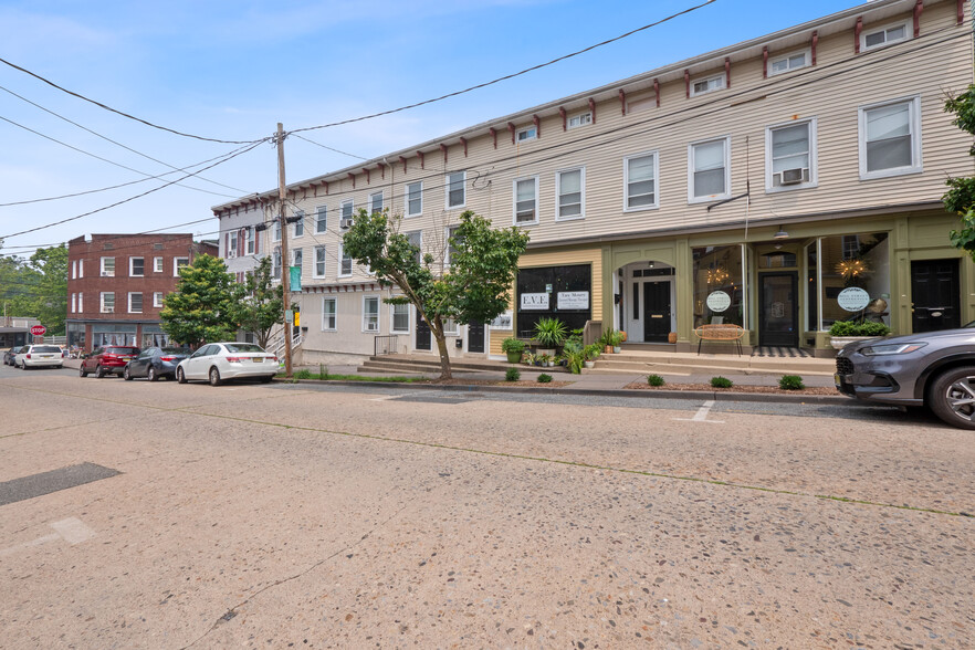 303-313 Mill St, Belvidere, NJ for sale - Building Photo - Image 3 of 50