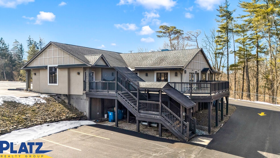 7098 Mahoning Ave, Youngstown, OH for sale - Building Photo - Image 2 of 16