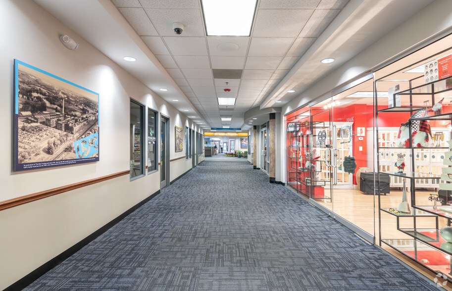 100 Cummings Ctr, Beverly, MA for lease - Interior Photo - Image 3 of 69