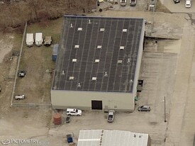 711 Oak Hill Rd, Evansville IN - Warehouse