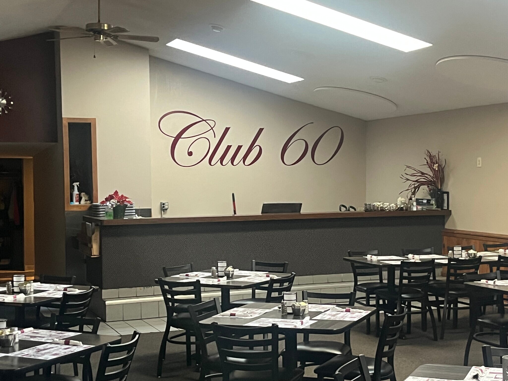 W2164 Highway 60, Columbus, WI for sale Primary Photo- Image 1 of 9