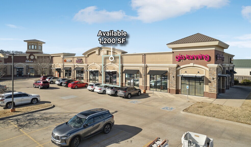 1656-1728 N 9th St, Broken Arrow, OK for sale - Building Photo - Image 1 of 1