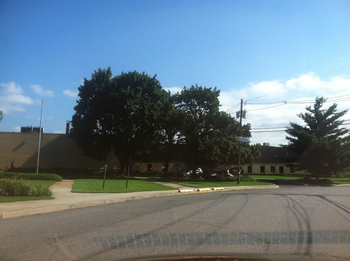 1 Cape May St, Harrison, NJ 07029