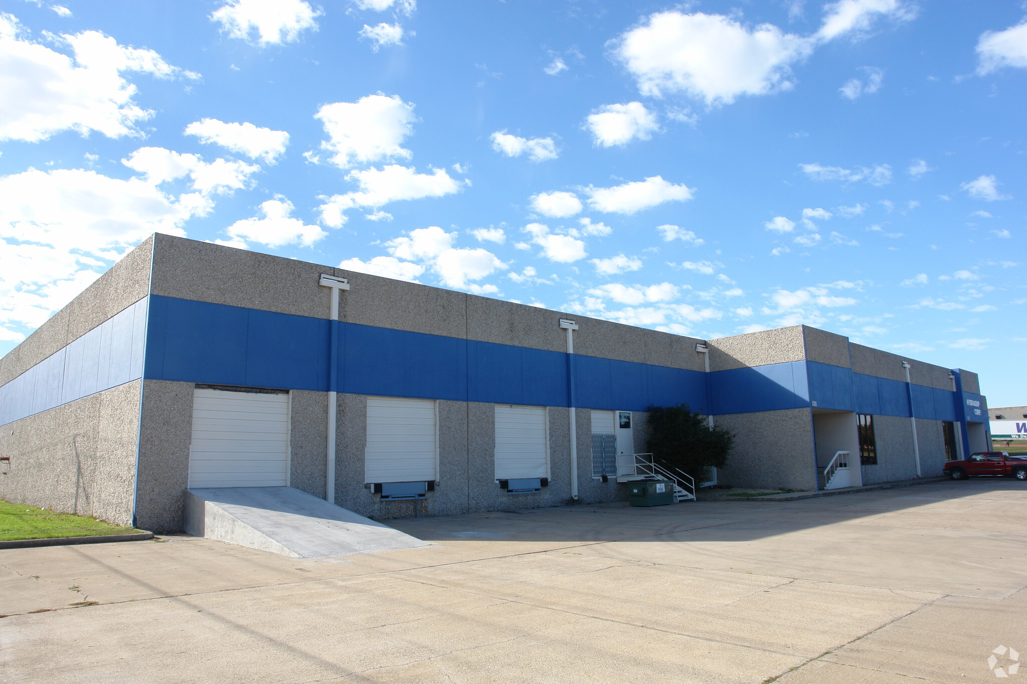 1122-1130 W Carrier Pky, Grand Prairie, TX 75050 - Industrial for Lease ...