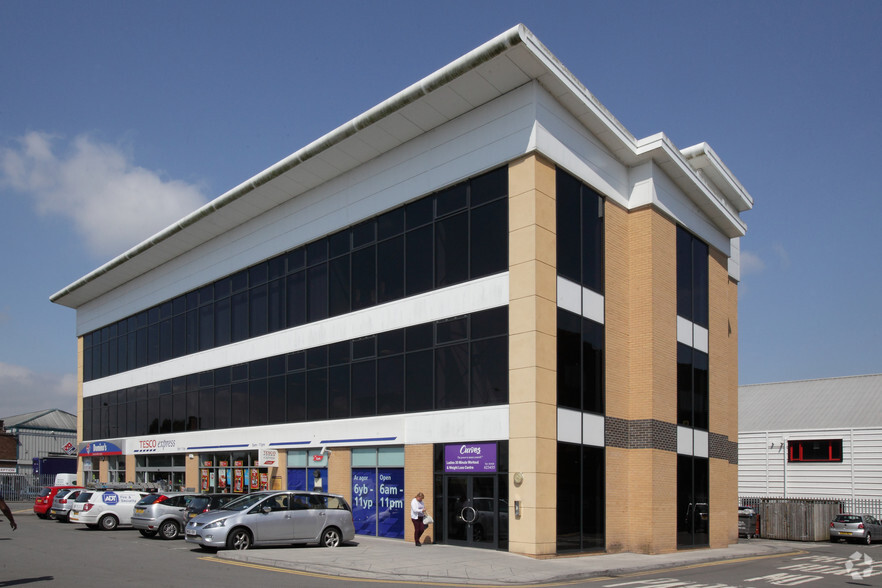 Maes Y Coed Rd, Cardiff for lease - Primary Photo - Image 1 of 7