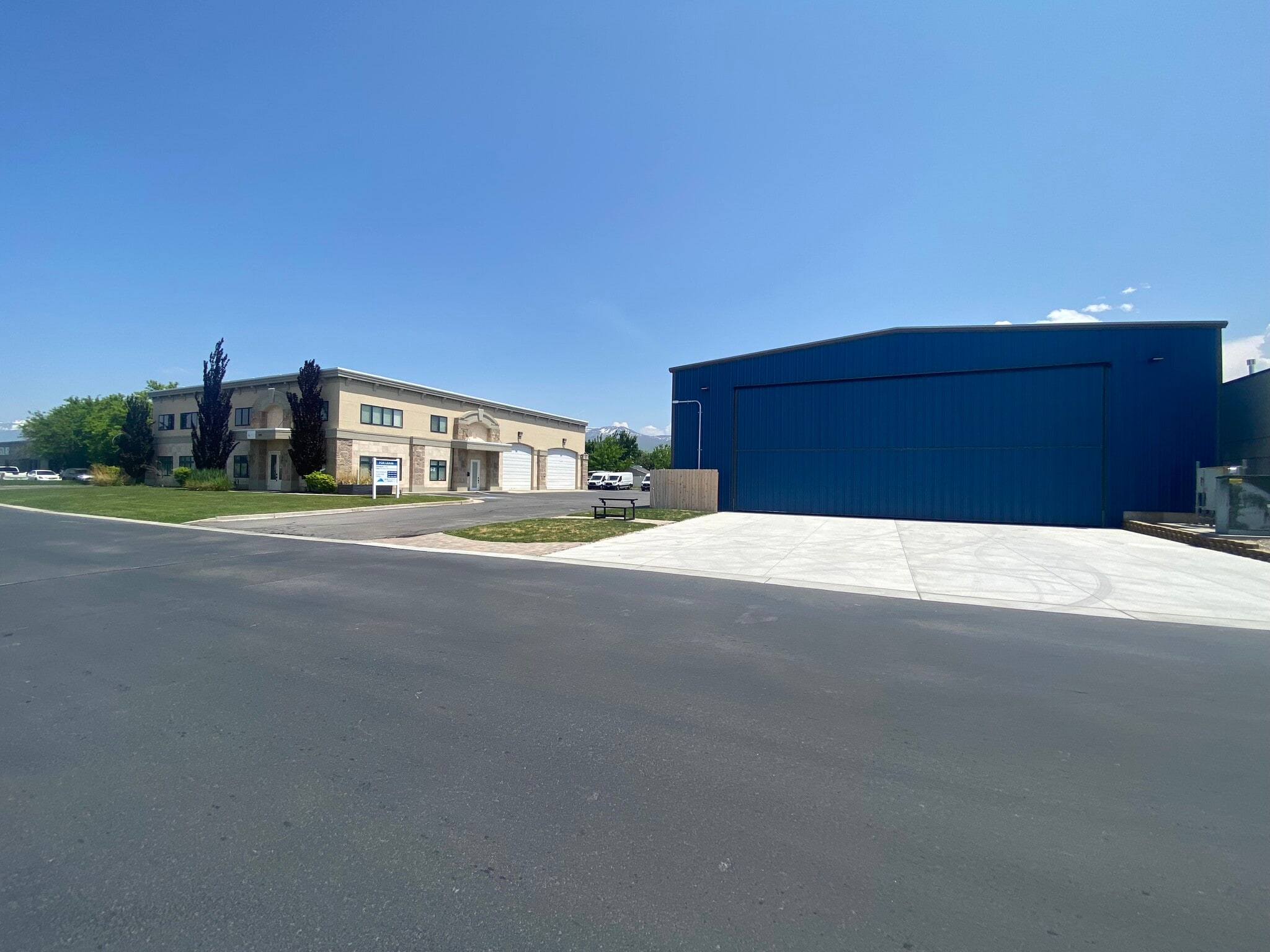 2441 S 1560 W, Woods Cross, UT for lease Building Photo- Image 1 of 28