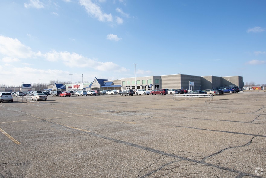 4725-4783 24th Ave, Fort Gratiot, MI for lease - Building Photo - Image 2 of 3
