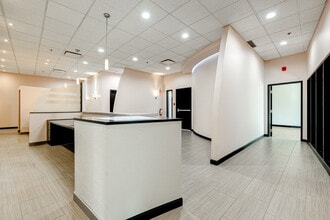 867-877 Boul Jean-Paul-Vincent, Longueuil, QC for lease Interior Photo- Image 2 of 12