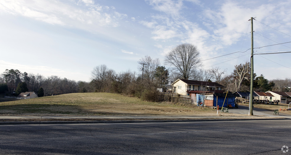 0 Middlebrook Pike, Knoxville, TN for sale - Primary Photo - Image 1 of 1