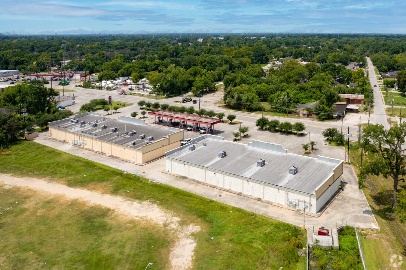 9610 Jensen Dr, Houston, TX 77093