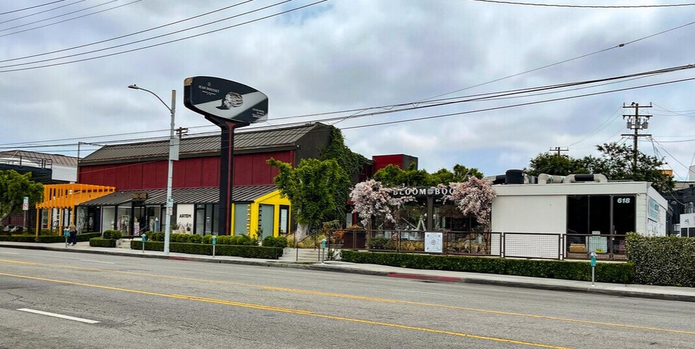 616-630 N La Cienega Blvd, West Hollywood, CA for lease - Building Photo - Image 3 of 3