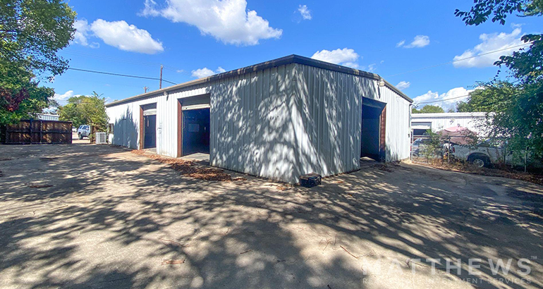 116 Austin St, Garland, TX for lease - Building Photo - Image 1 of 6