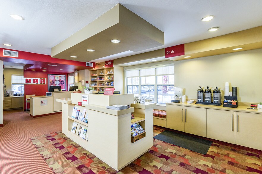4650 Cornell Rd, Blue Ash, OH for sale - Building Photo - Image 1 of 1