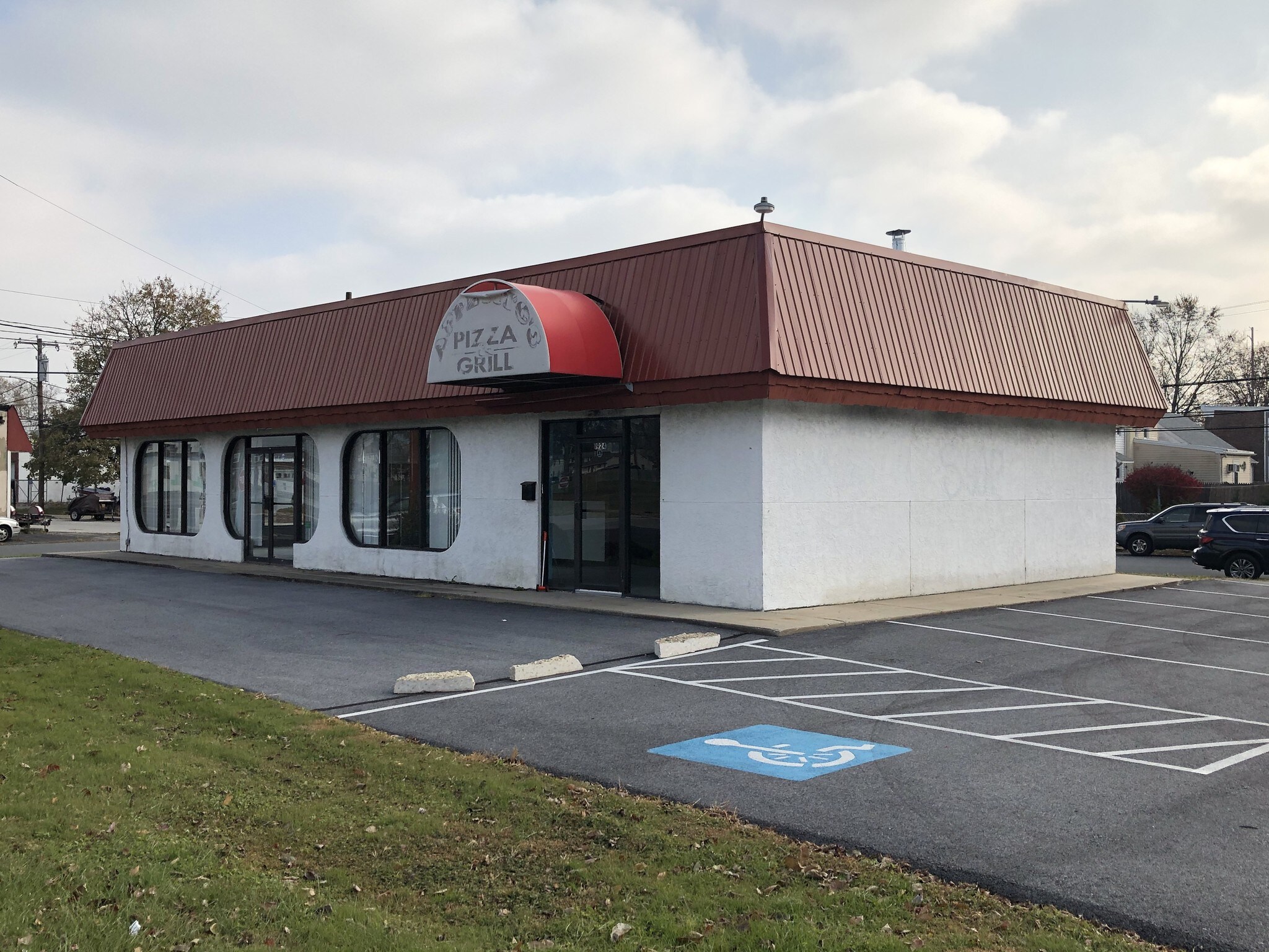 1920 MacDade Blvd, Folsom, PA, 19033 Retail Space For Lease